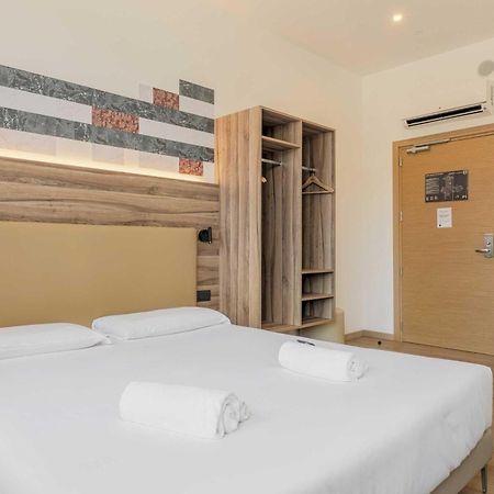 B&B Hotel Prato City Center Luaran gambar