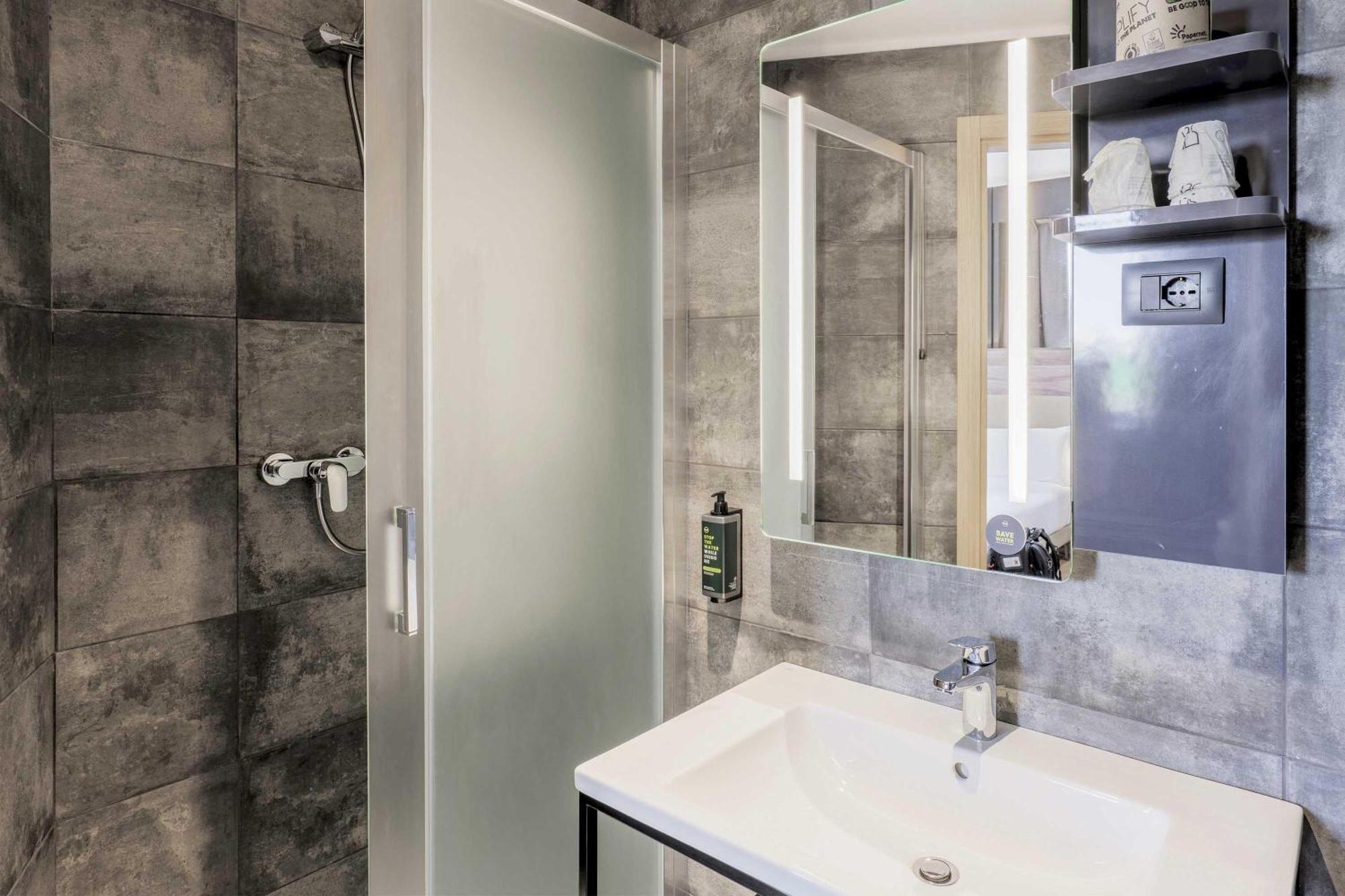 B&B Hotel Prato City Center Luaran gambar
