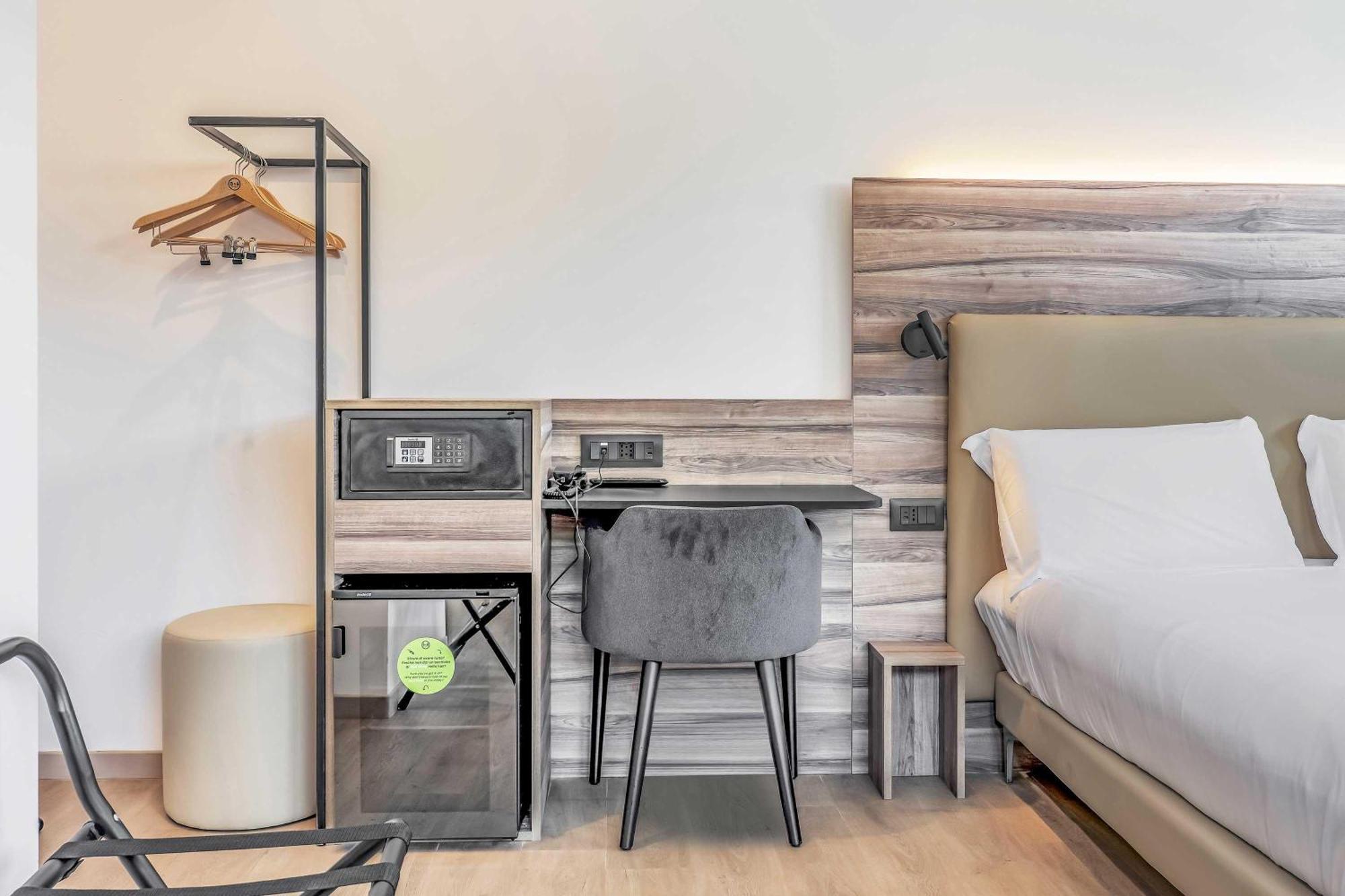 B&B Hotel Prato City Center Luaran gambar